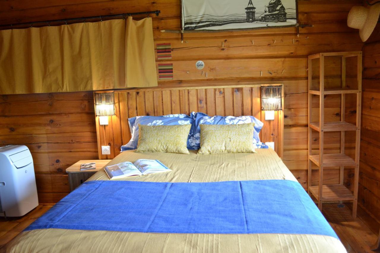 Maison D'Hotes La Chouanniere Panzió Les Bois-d'Anjou Kültér fotó