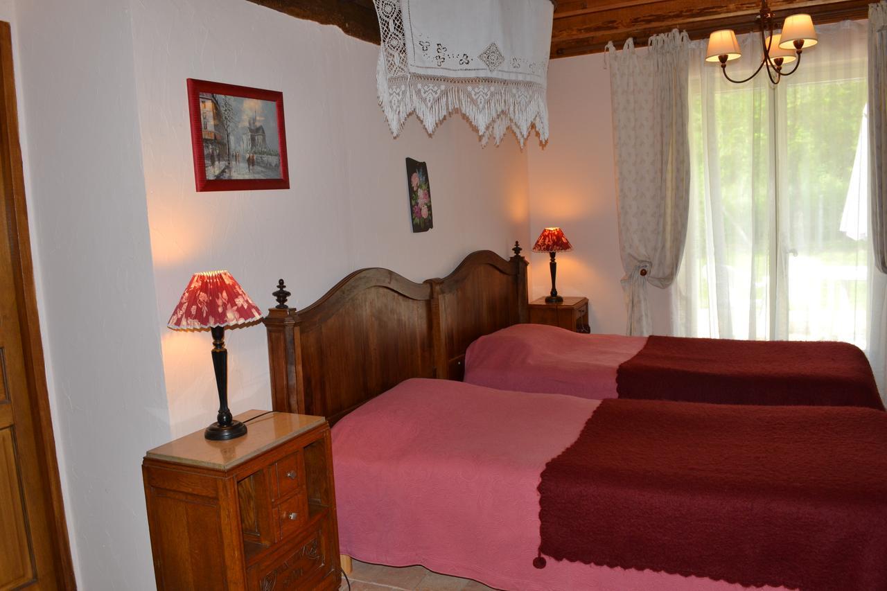 Maison D'Hotes La Chouanniere Panzió Les Bois-d'Anjou Kültér fotó