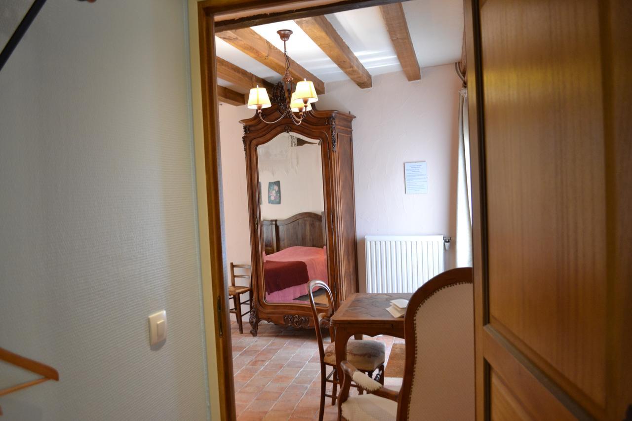 Maison D'Hotes La Chouanniere Panzió Les Bois-d'Anjou Kültér fotó